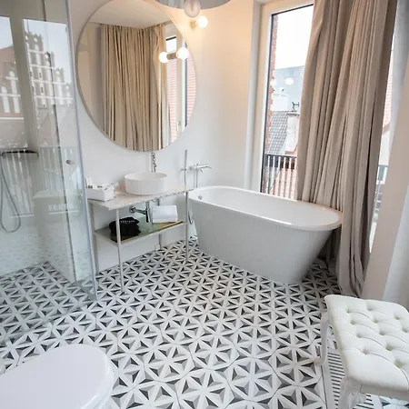 Hotel Redstone Boutique 4*