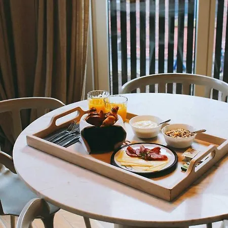 Redstone Boutique 4*