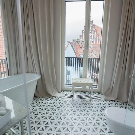 Redstone Boutique Hotel 4*