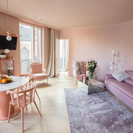 Redstone Boutique Hotel